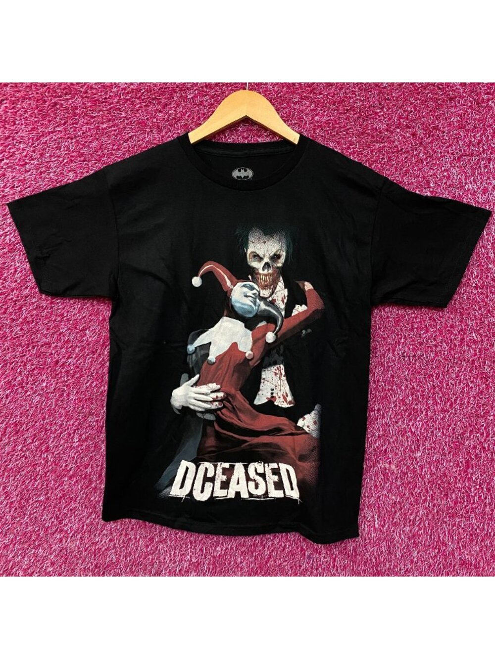 DC Comics Batman DCeased Joker & Harley Quinn Graphic T-Shirt XS